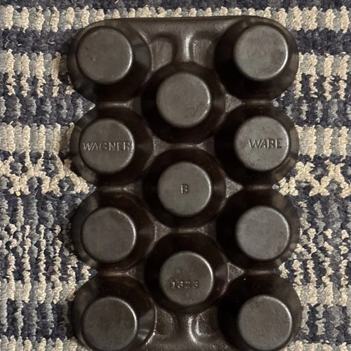 Vintage Wagner Ware #1323 Muffin Cast Iron Restored 11 Pop Over Pan - Excellent