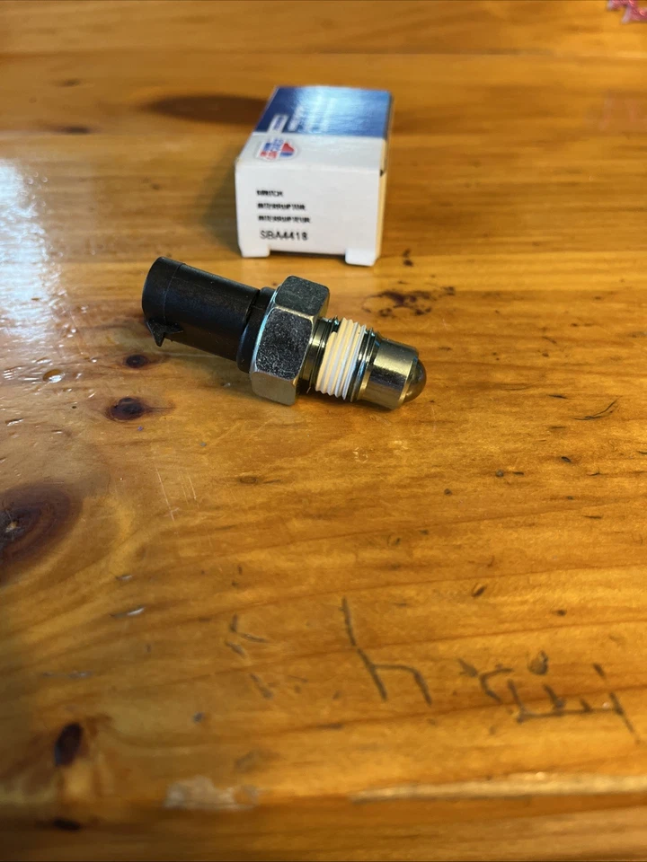 Interruptor de luz inversa Carquest Sba4418 Foto 2 de 4