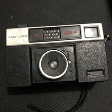 Sears vintage camera Easi Load EE 126-X with film inside untested