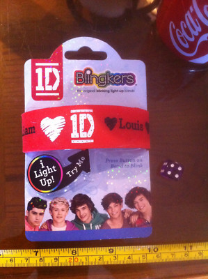 Armband 1D One Direction Blingkers Light Up Claires Zubehör defekt