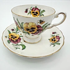 Vintage Tuscan Fine English Bone China Teacup & Saucer - Pansy Pattern