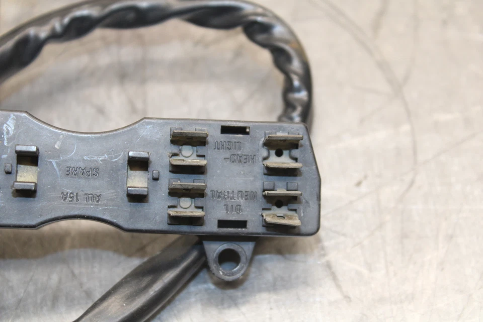 CAJA DE FUSIBLES HONDA INTERCEPTOR 750 VF750F 84 BB108 Foto 2 de 4