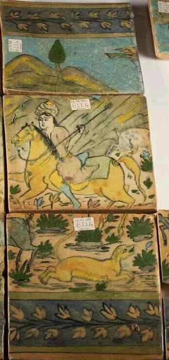 伊斯兰中亚 19 世纪 9 张瓷砖狩猎场景 28"L X 28"W — 第 4/4 张图片