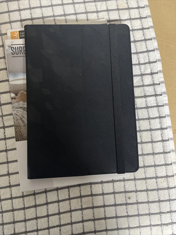 Case Logic 9-10" Surefit Classic Folio Case for Tablets Black - Image 3 of 4