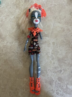 Monster High 11'' Doll GHOUL S GETAWAY MEOWLODY CAT ORANGE GREY