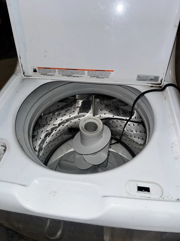 Hot Point White Washer and Dryer Set Uploadable - Image 2 of 4