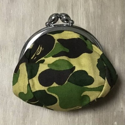 A BATHING APE ケース　シャーク　エイプ　Nigo Kyoto limited BAPE ABC Camo Green Coin Case Wallet NIGO A Bathing