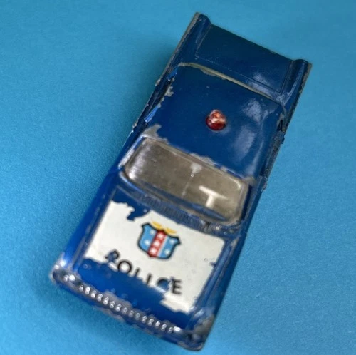 MATCHBOX LESNEY No 55B VINTAGE FORD FAIRLANE POLICE CAR VERY GOOD CONDITION