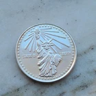 1 oz Statue of liberty Silver Round .999 Fine Silver Ounce little toning!