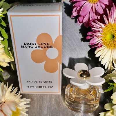 DAISY LOVE by MARC JACOBS Mini In Box
