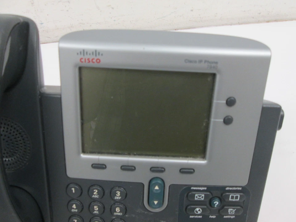 Cisco IP Phone 7940 Series - Image 2 of 4