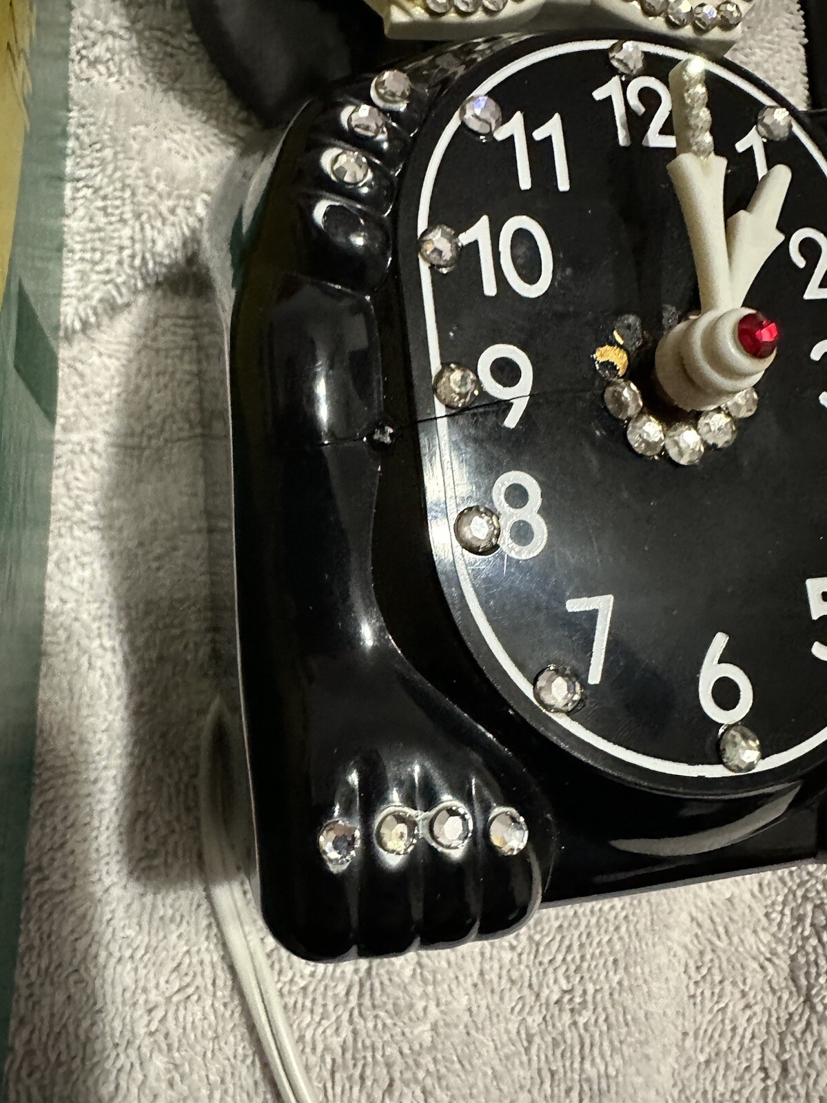 JEWELED Electric Kit Cat Clock Kat 60’s Original Vintage Powers On Needs Maint eBay