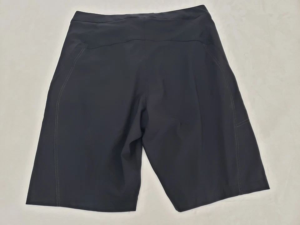 Pantalones Cortos Acolchados Ingule y Sueltos Negros Pearl Izumi - LOTE - Para Hombres Grandes Negros Foto 4 de 4