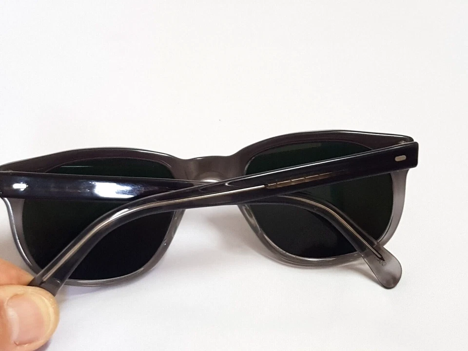 VTG SQUARE THICK MENS GLASSES SUBSTITUTE BY TGIF SUNGLASSES SAFETY DARK GREEN  - Image 4 of 4