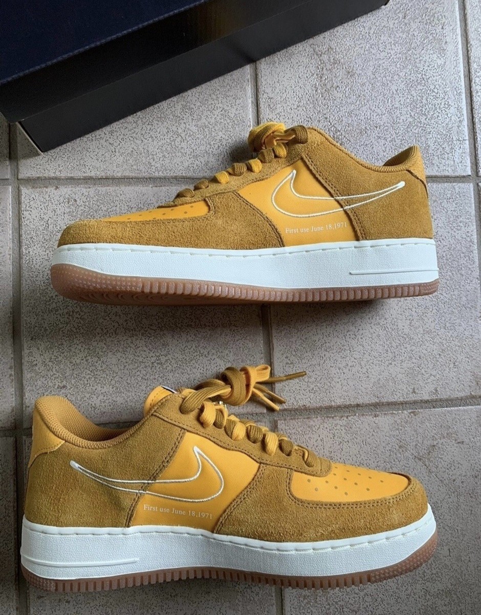 Nike Air Force 1 first use gold size 10.5 men