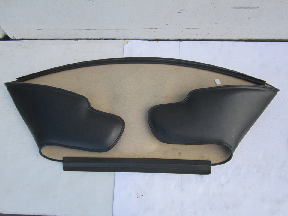 dp50229 Ford Mustang Convertible 1994 1996 1997 1998 cuero suave cubierta antipolvo OEM Foto 4 de 4