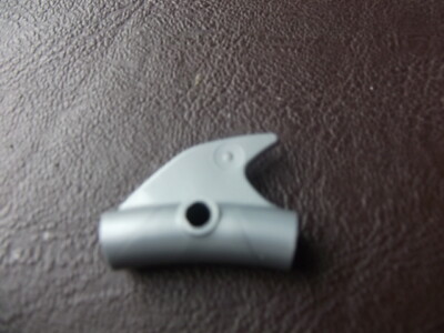 lego-87745-Technic connector curved with fin +pin hole (x1) [Z10