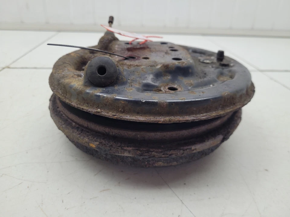 Ford Fiesta MK7 2009 1,6 TDCI buje trasero tambor de freno con ABS lado derecho del conductor Foto 4 de 4