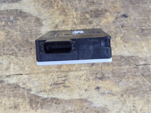 2009-2010 CHRYSLER DODGE CARAVAN BLIND SPOT DETECTION SENSOR MODULE 56038886AB - Picture 4 of 5
