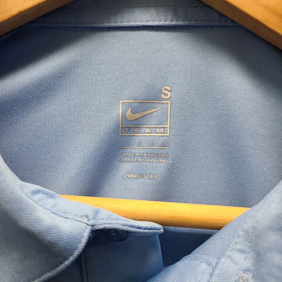 NUEVO CON ETIQUETAS Nike Fútbol Polo Hombre Pequeño Rendimiento Calce Regular Ropa Deportiva Foto 4 de 4