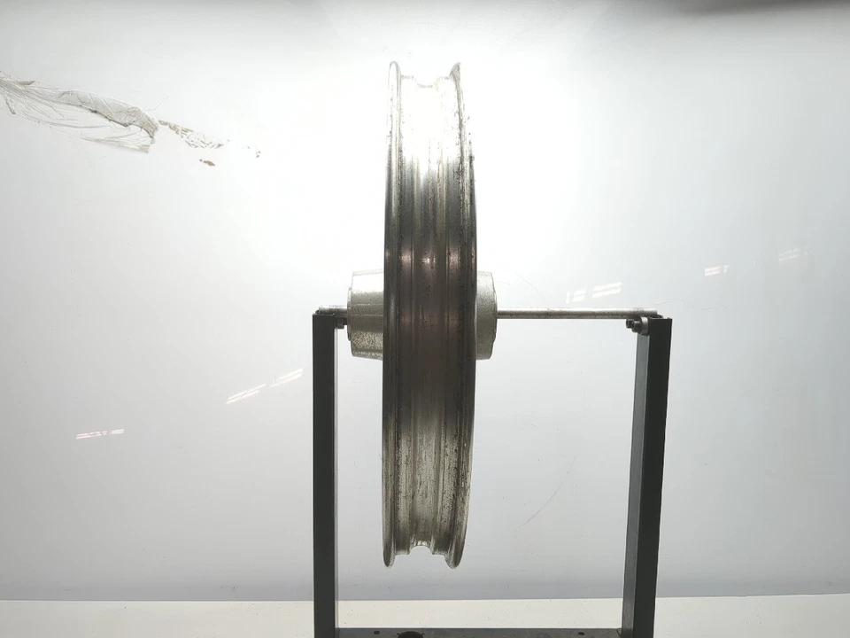 03-17 Victory Vegas Front Wheel Rim STRAIGHT 21x2.15 - Image 3 of 4