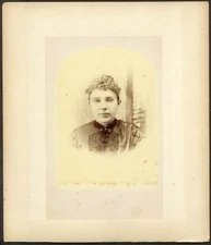 Lillian Gillette Dunwell De Witt's sister photo 1870s