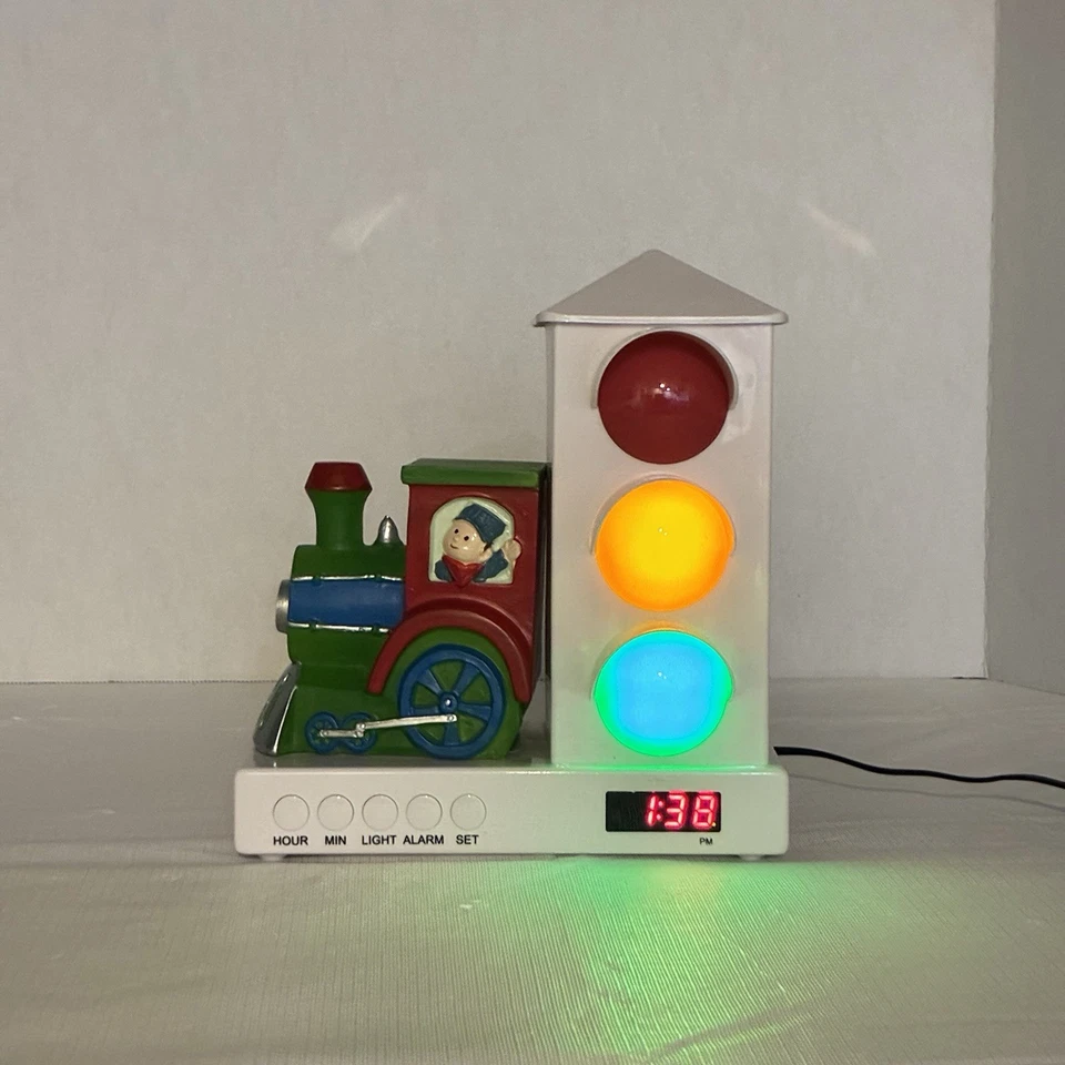 Myco Train Traffic Light Kids Alarm Clock Nightlight Works AC Power Only - Image 4 of 4