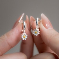 Women's Sweet Dangling White Daisy Flower 925 Sterling Silver Mini Hoop Earrings
