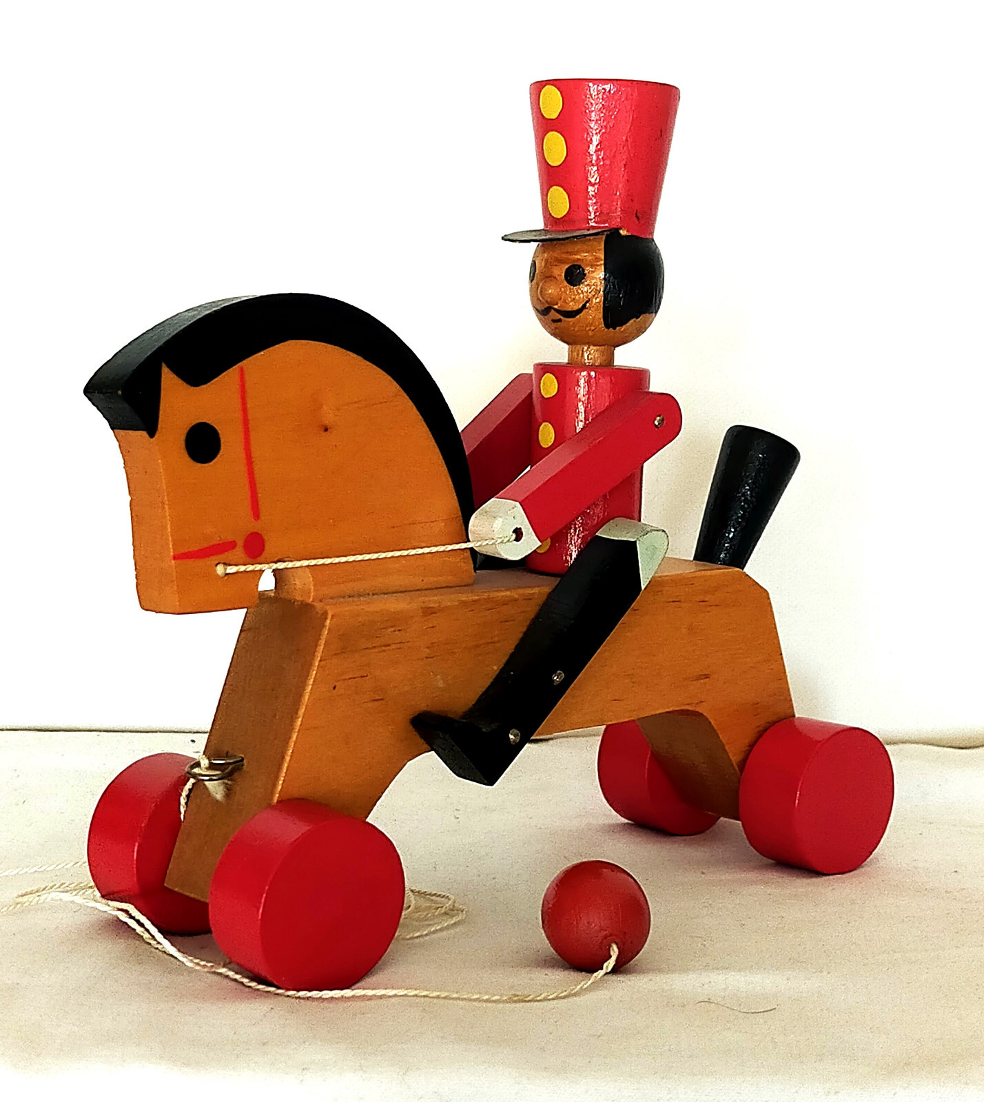 Cheval de bois de collection 1980 avec cavalier en bois peint état neuf impeccable