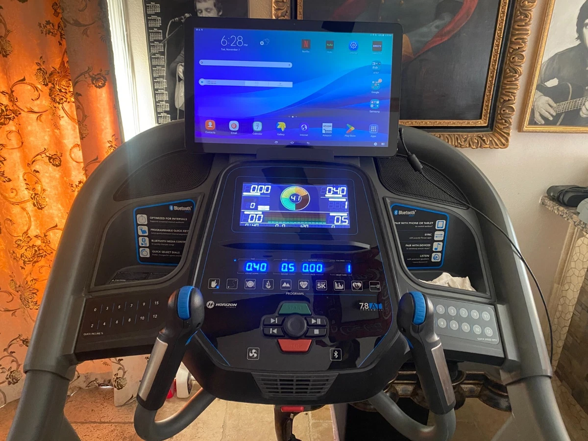 Horizon 7.4 AT Treadmill 0 15 DEGRE INCLIN Bluetooth with Samsung