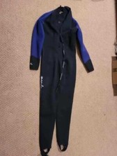henderson full body wetsuit S805mb