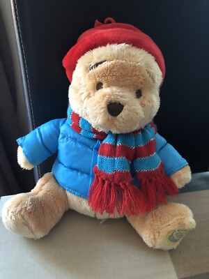 Disney Store gestempelt Winnie Puuh Bär im Wintermantel, Mütze & Schal