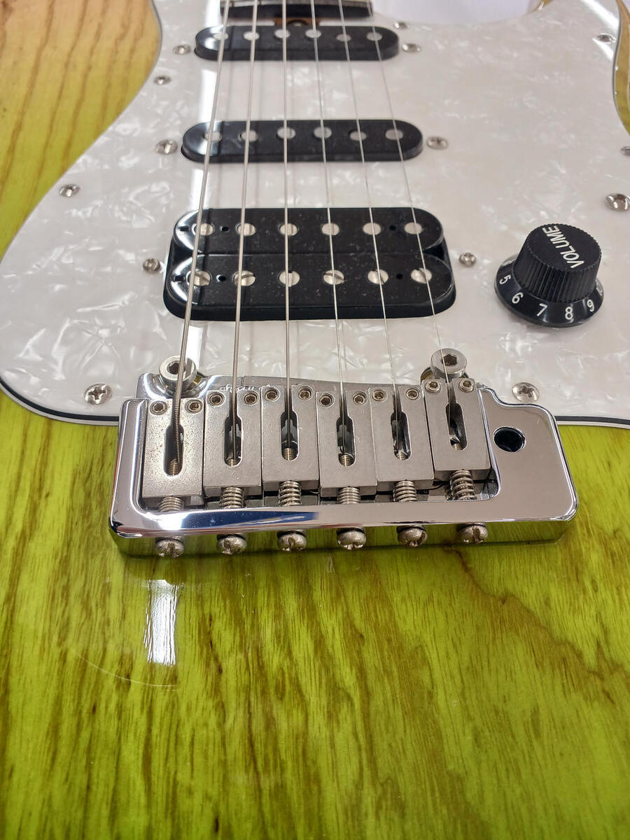 Bacchus G-Studio Ash Dk Grn-Grd Electric Guitar Safe Bacchus G-Studio Ash Dk Grn-Grd Electric Guitar Safe