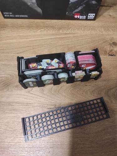 This War of Mine + Expansions Board Game - Organizer / Insert Only - Picture 6 of 11