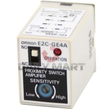 Brand New in Box Omron E2C-GE4A Proximity Swi...