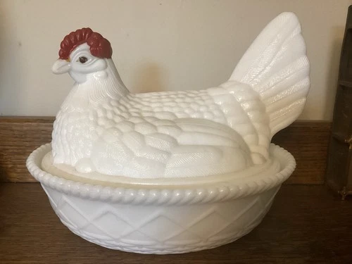 Vintage Westmoreland Hen On Nest 7"  White Milk Glass READ