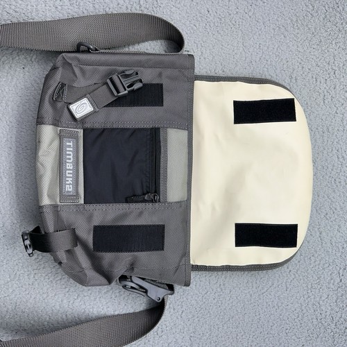 Timbuk2 Classic 13" Laptop & Tablet Messenger Computer Business Travel Carry Bag - Picture 4 of 15