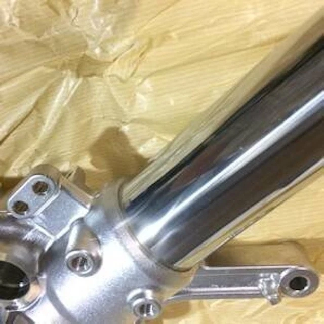 Horquilla delantera izquierda original Yamaha YZ250 2003 5UP-23102-20 NOS Foto 4 de 4