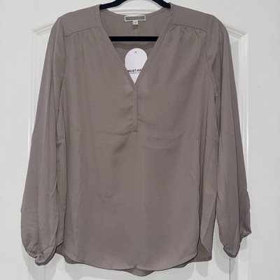 Pleione blouse long sleeve v neck taupe lightweight women size small or medium