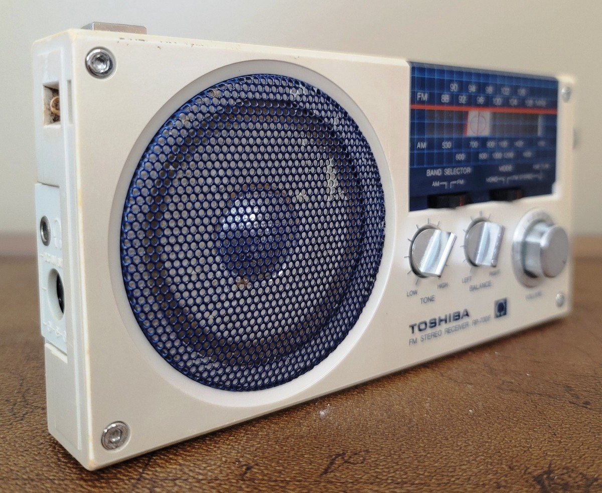 Vintage Toshiba RP-700F AM FM Stereo Receiver Radio for sale