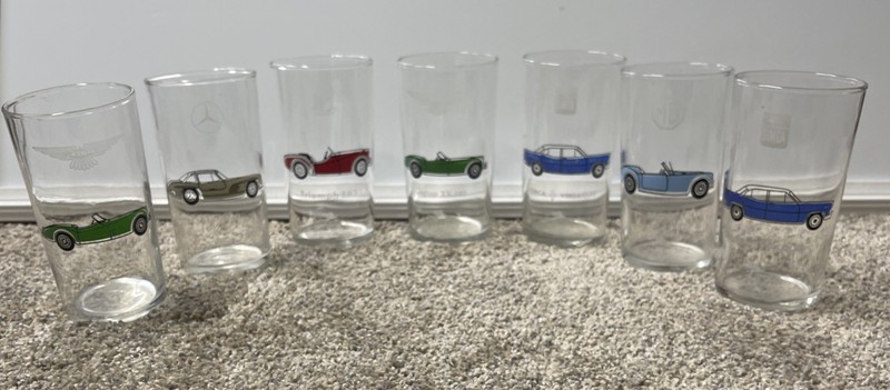 Vintage Mobil Pegasus Classic Car Glasses Set of 7 Pristine Shape 1960s