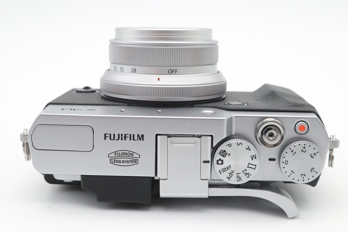 Fujifilm X30 Silver Digital Camera - MINT - 12MP - Fast