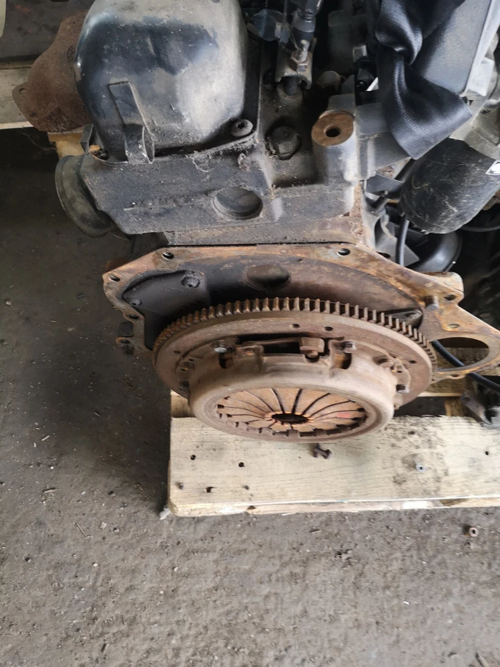 Ford Transit 2,5 D Motor Bj.87 4AB - Bild 2 von 4