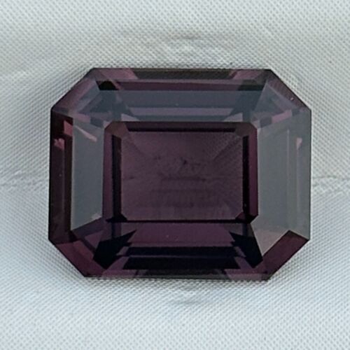 2.55 Cts Natural Purple Spinel Emerald Cut Anniversary Ring Loose Gemstone - Picture 1 of 6
