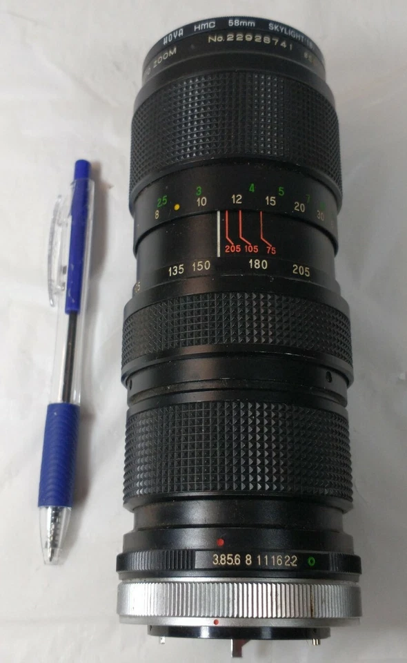 Vivitar 75-205mm f/3.8 Zoom Lens 58MM Close Focusing Auto Zoom HOVA HMC Skylight - Image 3 of 4