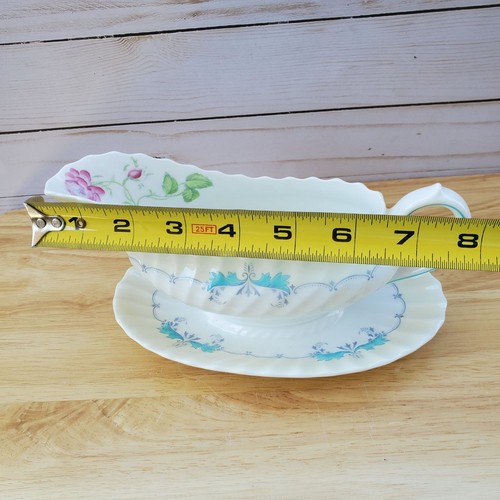 VTG 1940s Royal Doulton The Picardy H.4855 Bone China Gravy Boat Floral Pattern - Picture 12 of 15