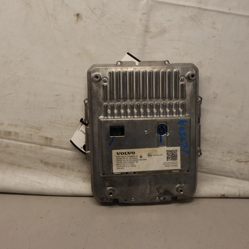 Volvo S90 2017-2018 montado en el tablero pantalla de visualización de información OEM Foto 2 de 4