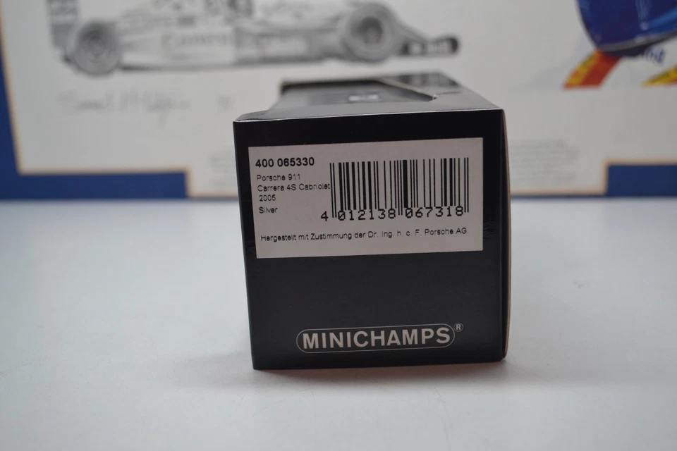 MINICHAMPS - 2005 PORSCHE 911 CARRERA 4 CABRIOLET - 1/43 SCALE MODEL CAR 065330 - Image 3 of 4