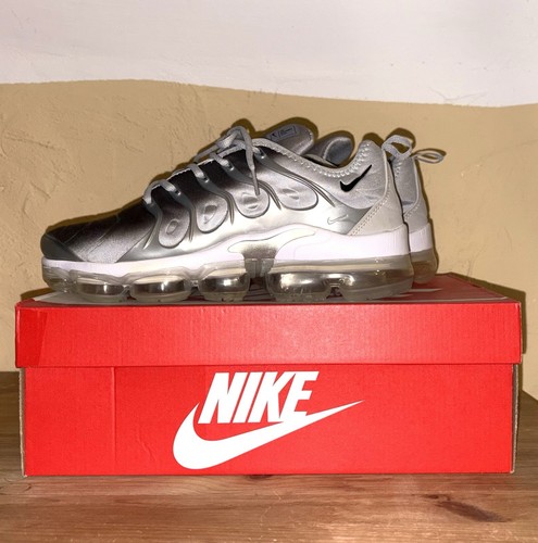 Nike Air Vapormax Plus Gr.45 Grey/Silver - Bild 1 von 8