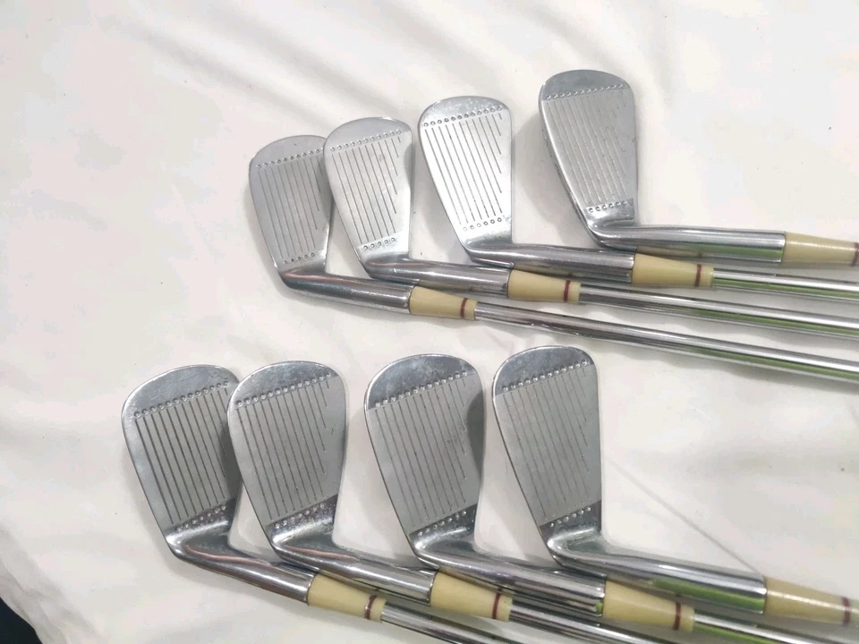 EXCELLENT LADY MACGREGOR IRON SET 3-10 LADY MACGREGOR SHAFTS AND GRIPS - Image 4 of 4